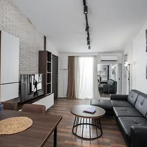 Cozy In The Center Апартаменты